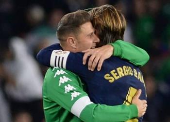 خواكين مازح ا ريال مدريد في الحجر الصحي راموس قبلني 3 مرات