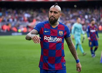 فيدال يفضل إنتر ميلان على يوفنتوس بسبب كونتي