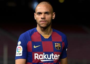 بسبب برايثوايت وبرشلونة الليجا ت غير نظام شراء اللاعبين خارج الانتقالات الرسمية