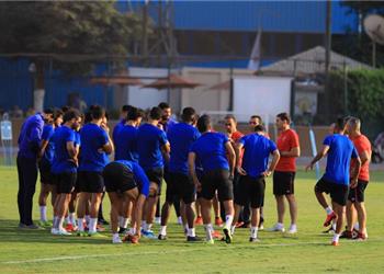 الأهلي يمنح لاعبيه إجازة 6 أيام بسبب كورونا