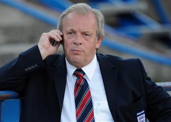 رابطة اللاعبين المحترفين في إنجلترا إلغاء الدوري الإنجليزي قرار ظالم