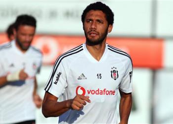 تقارير محمد النني يطمئن ثنائي بشكتاش المتمرد بسبب كورونا