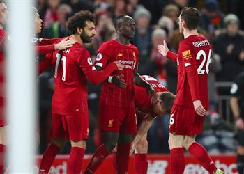 صحفي إنجليزي يكشف الوضع في ليفربول بعد توقف البريميرليج قلق وترقب وبرامج لياقة منزلية للاعبين