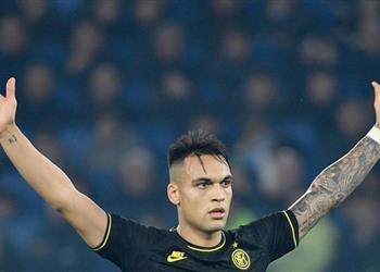 إنتر يخبر برشلونة بموقفه النهائي من انتقال لاوتارو مارتينيز