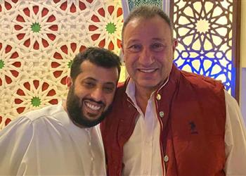 الخطيب يطمئن على تركي آل الشيخ وبيان الأهلي يسميه الرئيس الشرفي رغم الاستقالة