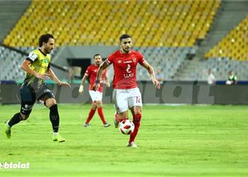 أيمن أشرف لاعب النجم الساحلي اعترف انني لا استحق الطرد وهذا وجه الشبه بين فايلر والمدرب