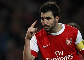 فابريجاس يهاجم زملاءه السابقين في آرسنال ويؤكد مورينيو وفينجر سبب رحيلي لتشيلسي