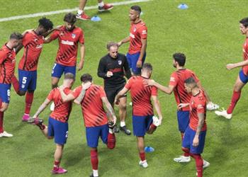 أتلتيكو مدريد يقرر تخفيض رواتب اللاعبين والمدرب وينتظر ردهم
