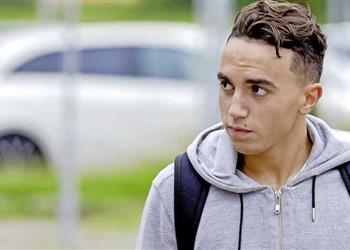 بعد استفاقته من الغيبوبة تقارير إياكس يفسخ عقد عبد الحق نوري