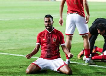 أحمد صديق الأهلي يتعرض لهجوم غير مبرر بسبب عاشور وبقاء فتحي ضروري