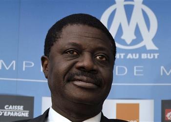 وفاة رئيس نادي مارسيليا السابق بـ فيروس كورونا