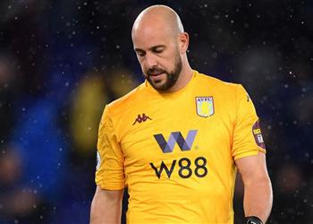 حارس أستون فيلا بعد إصابته بـ كورونا استكمال الدوري الإنجليزي ليس مهم ا وأستبعد عودته 30 أبريل