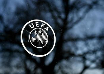 كورونا يثير قلق الأندية الإنجليزية بشأن إمكانية استئناف موسم البطولات الأوروبية