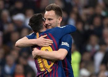 برشلونة يضع سيناريوهين للتخلص من راكيتيتش