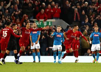 بعد خروجه من حسابات كلوب روما ينضم للصراع على ضم مدافع ليفربول