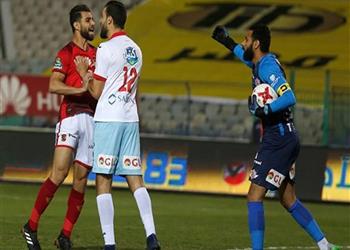 حمدي النقاز يرد عبر بطولات على أنباء توسطه لخلافة أحمد فتحي في الأهلي