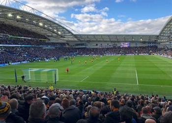 بعد بورنموث ناد جديد يقرر تخفيض راتب مدربه بسبب كورونا