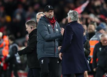 أنشيلوتي يكشف موقفه من إلغاء موسم الدوري الإنجليزي وعدم فوز ليفربول باللقب