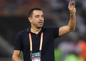 فيديو تشافي وزوجته يعلنان التبرع لأحد مستشفيات برشلونة لمكافحة كورونا