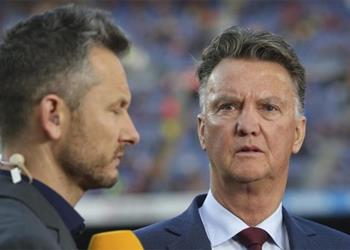 فان جال صفقات الـ100 مليون يورو ستختفي بسبب كورونا