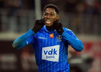 بعد اهتمام ليفربول هداف جينك أتمنى اللعب في الدوري الإنجليزي