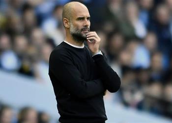 مدافع برشلونة السابق يروي قصة مميزة عن جوارديولا ويؤكد هو مرجع عالمي