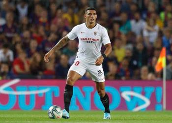 دييجو كارلوس يرفع حالة التأهب في ليفربول وريال مدريد إذا غادرت إشبيلية سأنضم لناد أكبر