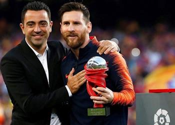 تشافي ميسي الأفضل في التاريخ وتفوق على رونالدينيو وكريستيانو والظاهرة رونالدو