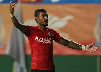 باولينيو برشلونة ناد رائع وممنوع من العودة إلى الصين بسبب كورونا