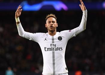 نجم البرازيل السابق لـ نيمار كن مثل كريستيانو وميسي