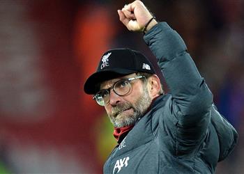 كلوب يوافق على تخفيض راتبه مع ليفربول بسبب أزمة كورونا