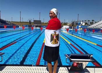 وزير الرياضة يشيد بتبرع فريدة عثمان لصندوق تحيا مصر