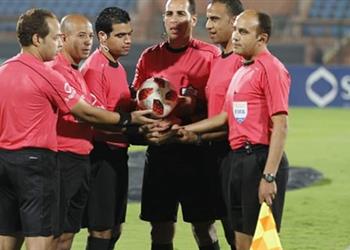 اتحاد الكرة يقرر إيقاف الحكم سعيد حمزة 3 أشهر