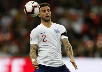 تقارير ساوثجيت يقرر الإطاحة بـ ووكر خارج منتخب إنجلترا بسبب الحفل الجنسي