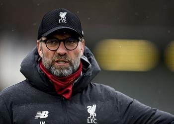 كلوب يعترف بخطئه أرنولد ارتكب كارثة بسببي أمام مانشستر يونايتد في 2017