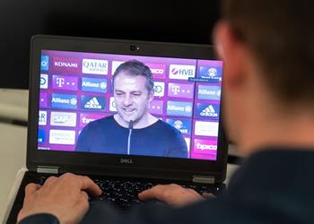 مدرب بايرن ميونخ سعيد بتمديد عقد مولر وينتظر نوير وتياجو