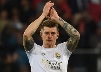 توني كروس يرفض تخفيض رواتب اللاعبين أمر غير مقبول