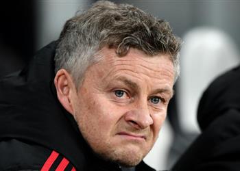 سولشاير المطالبة بتخفيض رواتب اللاعبين ليس عدل ا