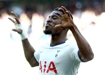 مدافع توتنهام أود إنهاء مسيرتي في باريس سان جيرمان