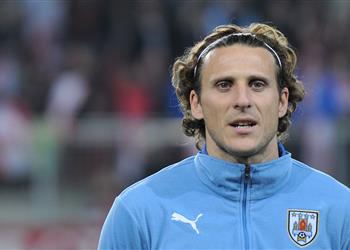 فورلان فرص أتلتيكو مدريد للتويج بدوري الأبطال أكبر بعد إقصاء ليفربول وفيليكس ليس آلة