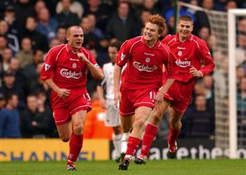 مدافع ليفربول السابق وابنته يدخلان المستشفى بعد حادث سيارة