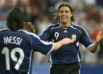 كريسبو عظمة ميسي تتجاوز الفوز بكأس العالم وكرة القدم تدين له