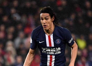 والدة كافاني تكشف عن وجهته المفضلة بعد الرحيل عن باريس سان جيرمان