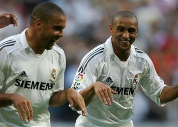 رونالدو يهنئ روبرتو كارلوس بعيد ميلاده أكبر شريك في مسيرتي بكرة القدم