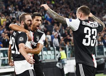 سبورت برشلونة يحاول مجدد ا ضم لاعب وسط يوفنتوس