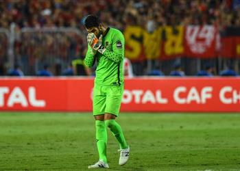 بيراميدز يوضح حقيقة عرضه لضم شريف إكرامي وموقفه من أحمد حجازي