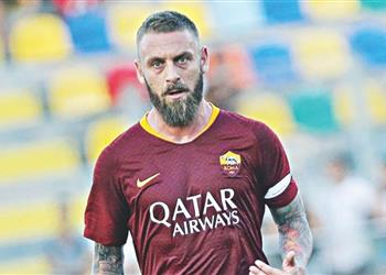 دي روسي أتمنى تدريب روما ولو بعد 20 عام ا