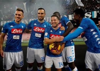 تقارير آرسنال وتشيلسي لا يزالان يرغبان في ضم جناح نابولي