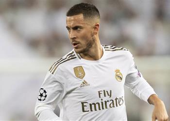 هازارد أحاول عدم الذهاب إلى المطبخ وأتجنب الكعك