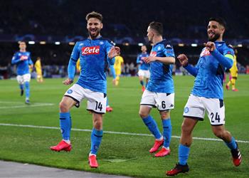 بعد رفض تجديد عقده وكيله يعرض خدمات جناح نابولي على ريال مدريد